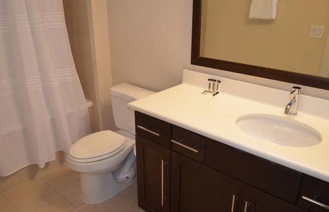 Luxury Living at City Center Houston - Photo 8