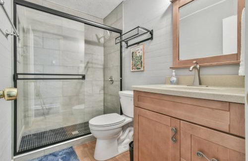 Spacious Home with 3 King Beds, Arcades and 86 inch TV - Foto 8