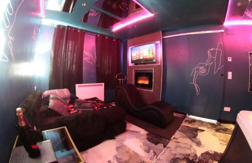 Le Confidentiel -Love Room, marbres, jeux, jacuzzi - Foto 8