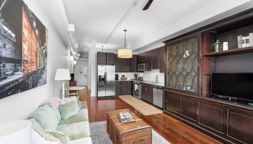 Knockout Loft- Near Plant Riverside - Foto 3