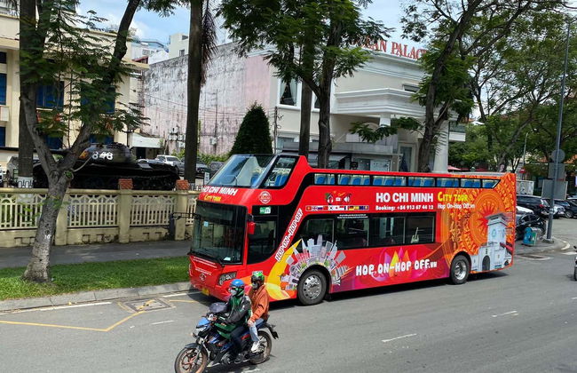 Ho Chi Minh Tourist Bus - Photo 2