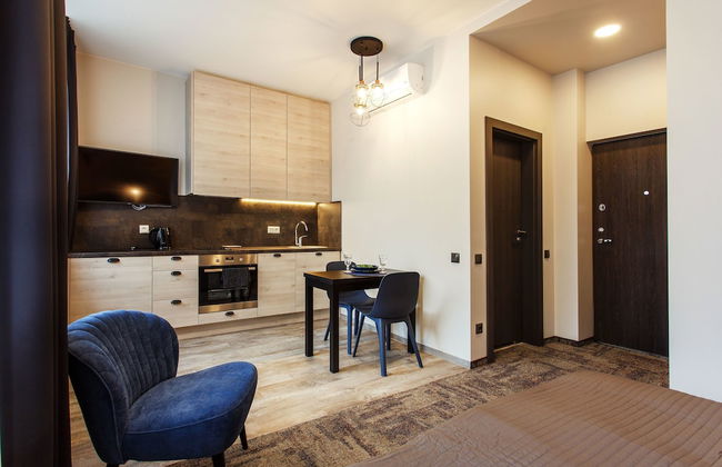 Old Town Trio Apartments - Photo 10