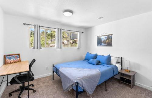 Near Red Rocks with Hot Tub, Fire Pit and Views - Foto 7