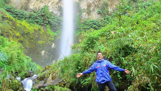 Caída de la cascada el Salto