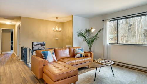 Serene Pocono Pines Home 2 Mi to Lake Naomi Beach - Foto 5