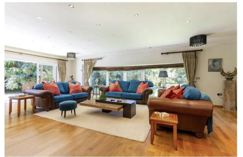 Sleeps10/18-parking-garden-pool-hottub-balcony - Foto 59