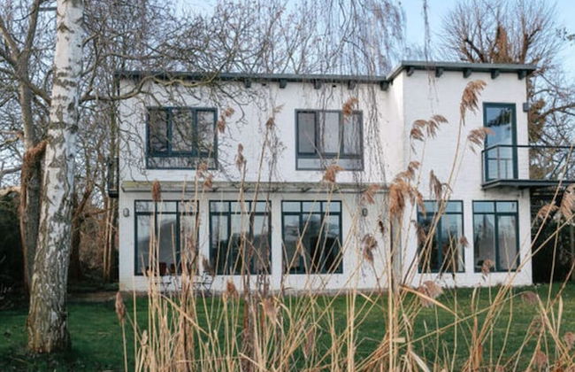 Bauhaus Holiday Apartment by the Lake - Foto 20