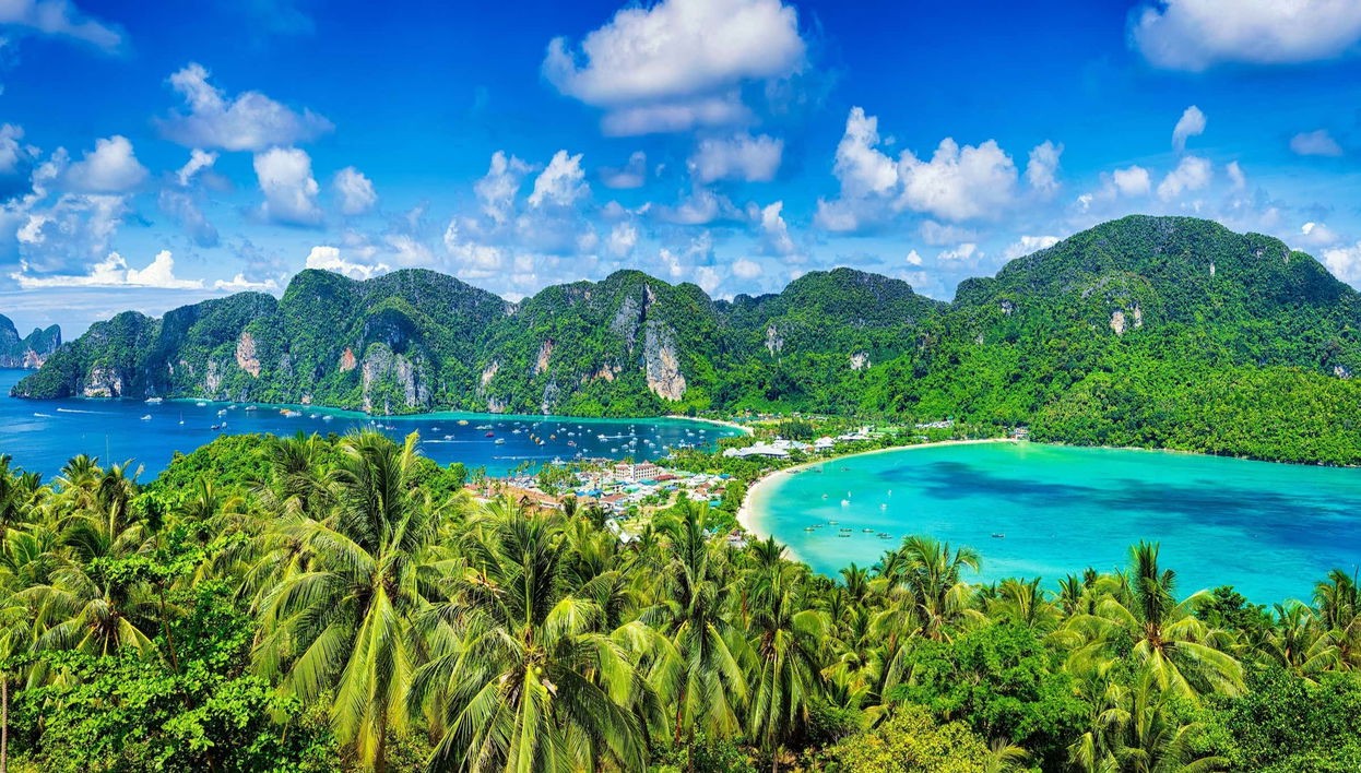 Traghetto per le isole Phi Phi