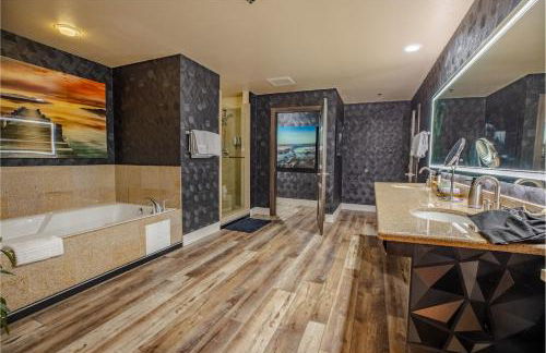 2100 SqFt Penthouse Suite W/ Strip Views! POOL GYM - Foto 12