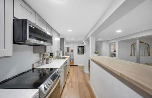 Beautiful Work Stay Retreat in Pueblo Near Downtown - Foto 8