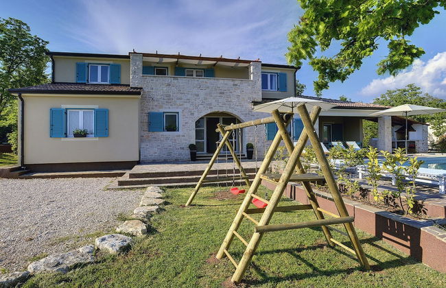 Luxurious Villa with Sauna & Hot Tub in Žminj - Foto 26