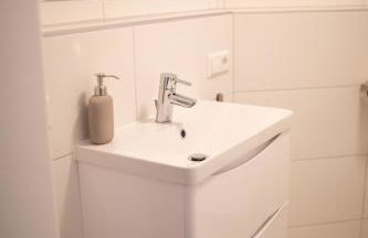 HUGOS Studio Apartment - Foto 9