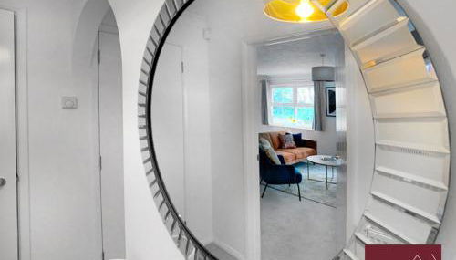 Wokingham - 2 Bedroom Maisonette - With Parking - Foto 3, Other