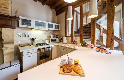 Suite Mana OHANA - Luxe et Authenticité à 2 pas de la Place Ducale avec Parking privé - Foto 13