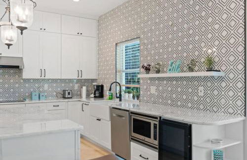 Las Olas Villa with HEATED Salt Water Pool - Foto 7