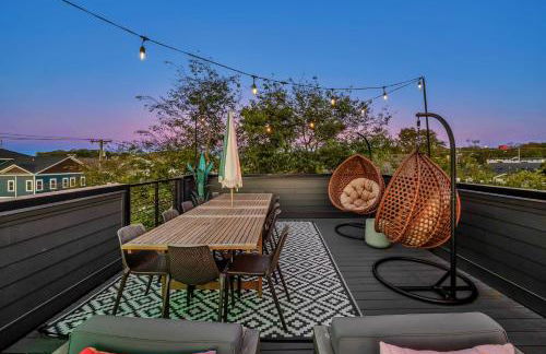 Designer Single Family House-Rooftop- Hot Tub - Foto 63