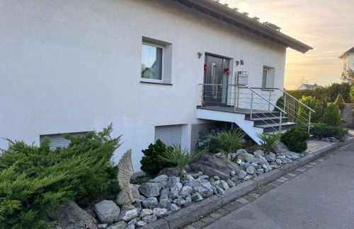 Villa Kaja by Maggie mit Pool, Kamin und traumhaftem Blick auf den Möhnesee - Foto 7