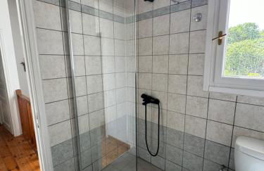 Regina Villa - Photo 27