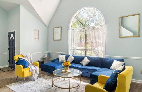 King Bed_Cozy Urban Retreat-Central Memphis - Foto 1