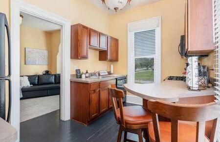 Beautiful downstairs 1bed 1bth charmer- Pet Friendly - Foto 4