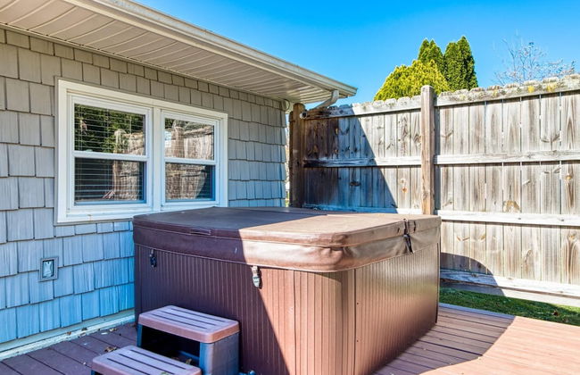 New River 3BR - Fishing, Kayaking, Hot tub, VT Game Weekends - Photo 25