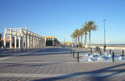 Holiday Apartments Malvarrosa Beach - Photo 2