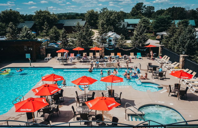 Edge-O-Dells Resort - 21 and Older - Photo 50