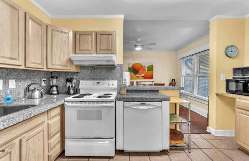 Blue Reverie - Downtown Cottage - Foto 24