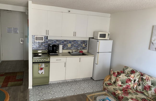 Tropical Studios at Marine Surf Waikiki - Photo 22