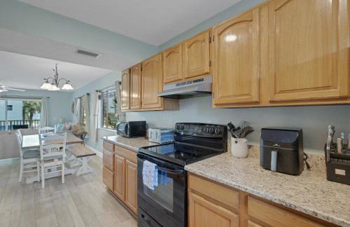 Oceanview - Heated Pool - Game Room - Steps to Beach - Sleeps 8 - Foto 36