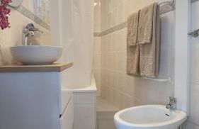 The Dolls House - Foto 26