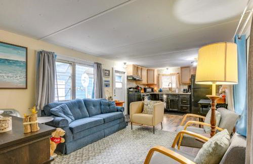 Walk to Lake Huron Pet-Friendly Caseville Cottage - Photo 6