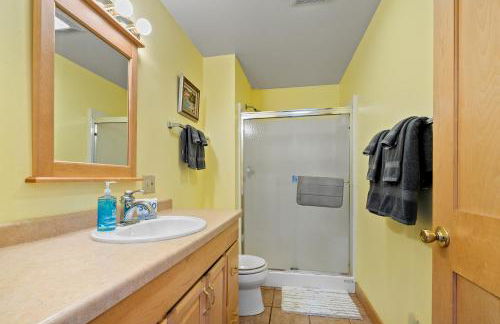 Sunset Shores - Lakeside Cabin #1 by Simple Life Rentals - Foto 13