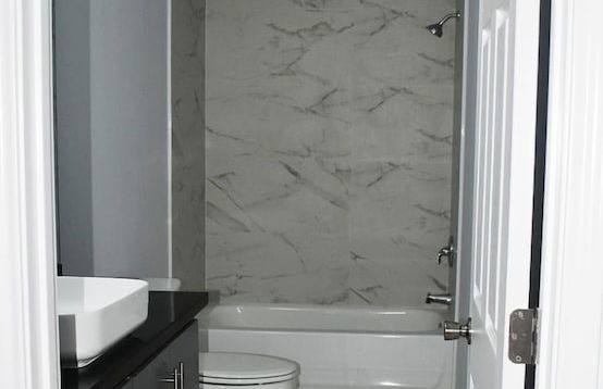 Elegant Apartment 10 min to Mercedes Outlets - Foto 20