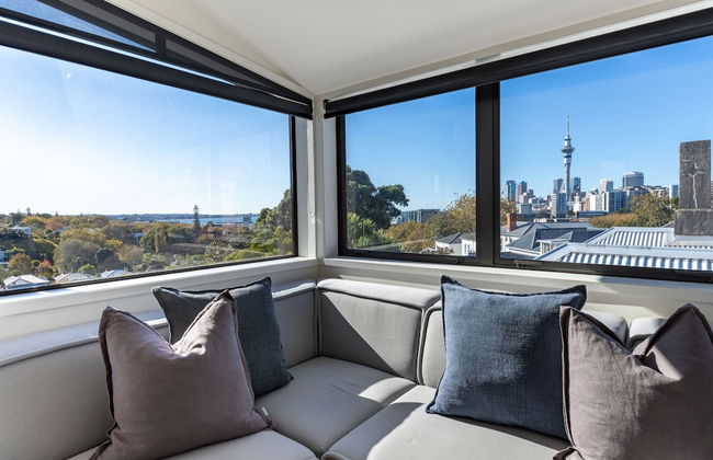 High-end 3BR House - Skytower View - Foto 52