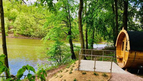 Ferienwohnungen & Campingfässer am Kunstteich - Foto 2