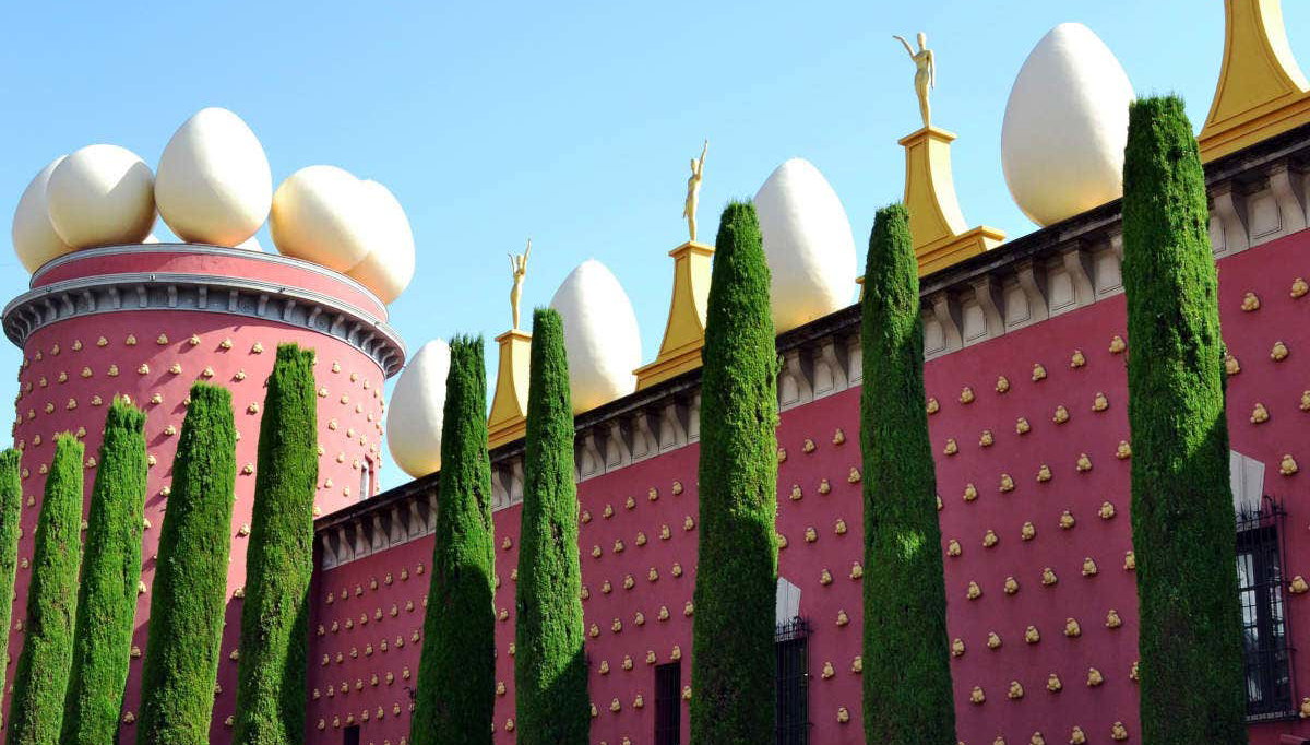 Free tour por Figueres - Foto 2, Exterior do Museu Dalí de Figueres