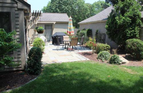 Exceptional New Seabury Mews Property - Photo 21