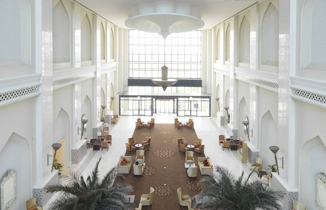 Bab Al Qasr Residence - Photo 9