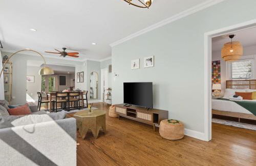 Bright & Spacious 3BR Cottage Minutes to DC - Foto 15