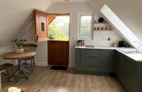 Guest suite in Checkendon - Photo 1