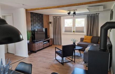 Ferienhaus Seeoase - 70qm - Kamin -Terrassen - Parkplatz - Badestelle fußläufig - Photo 2