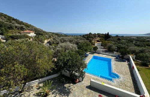 Villa Karras - Photo 7