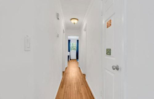 Private Single Family Home Close to Both Water and Downtown! - Foto 4