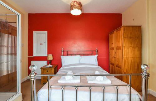 Traditional 3-Bed Property in Pontcanna with Parking - Foto 44