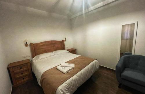 APARTAMENTOS DOÑA JIMENA DEL AMBROZ 4 Estrellas complejo único en el centro del pueblo - Foto 32