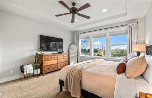 Relaxing Sauna Retreat Fire Pit and Swing Set - Foto 25