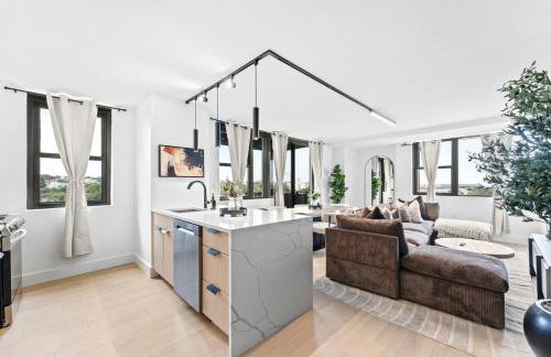 Stylish 3BR Retreat EWR MetLife NYC Access - Foto 1