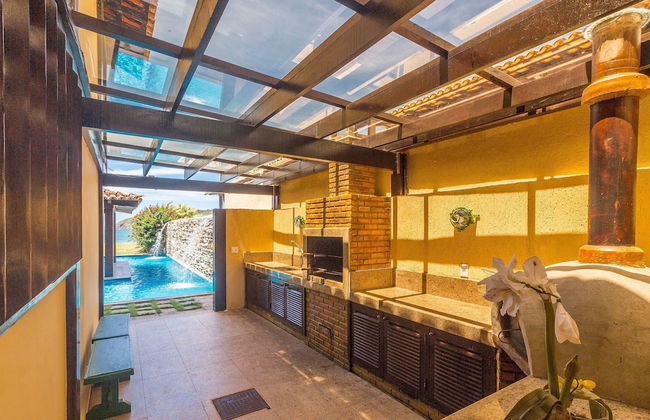 Casa com Cinco Quartos Pé na Areia - Foto 33