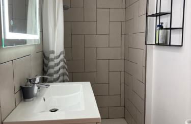 T2 élégant au cœur de Cordes - Foto 8